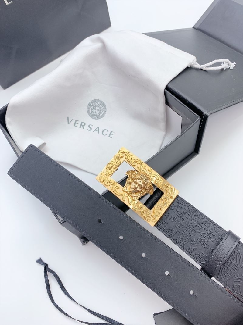 VERSACE